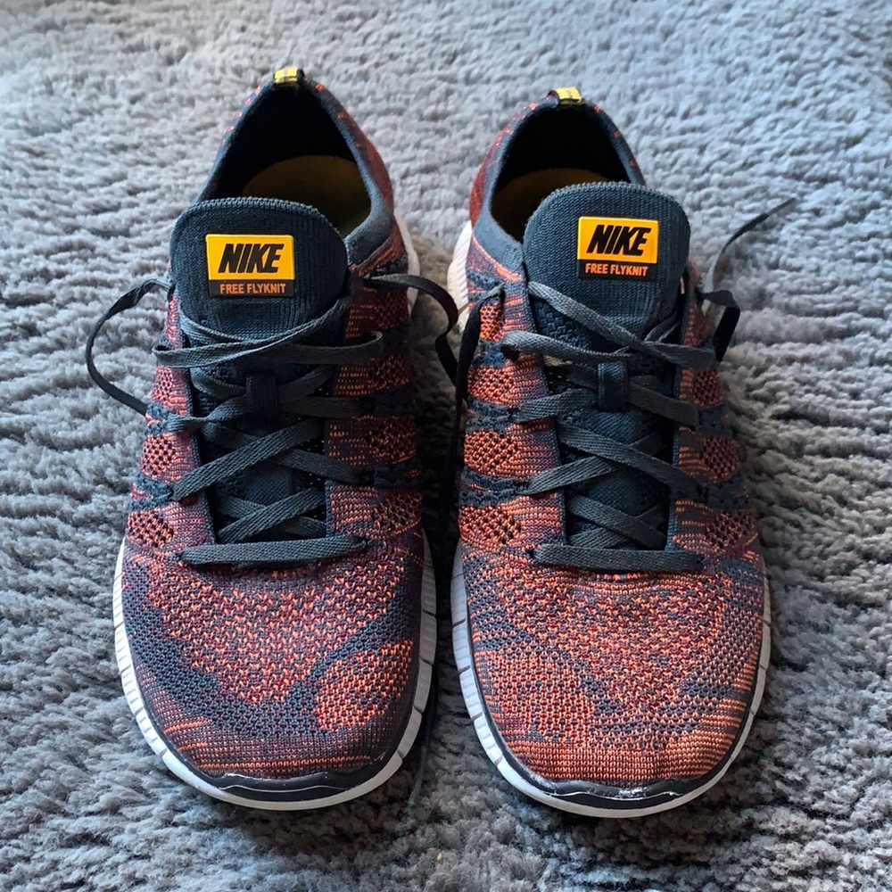 Nike Flynet Men’s runners Size 9
